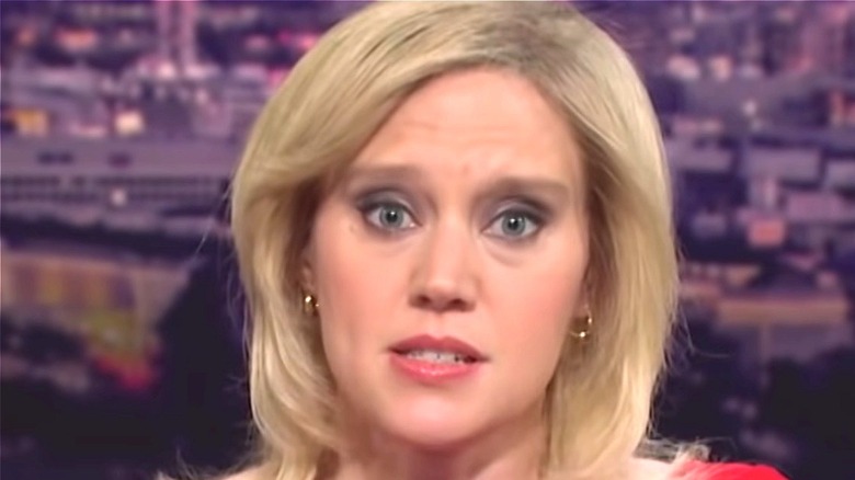 Kate McKinnon parodies Laura Ingraham