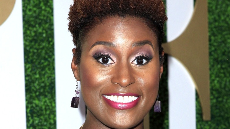 Issa Rae smiles at event 