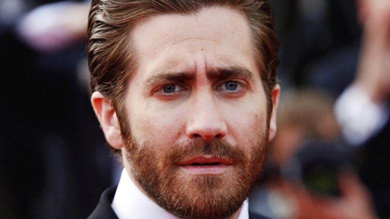 Jake Gyllenhaal posing