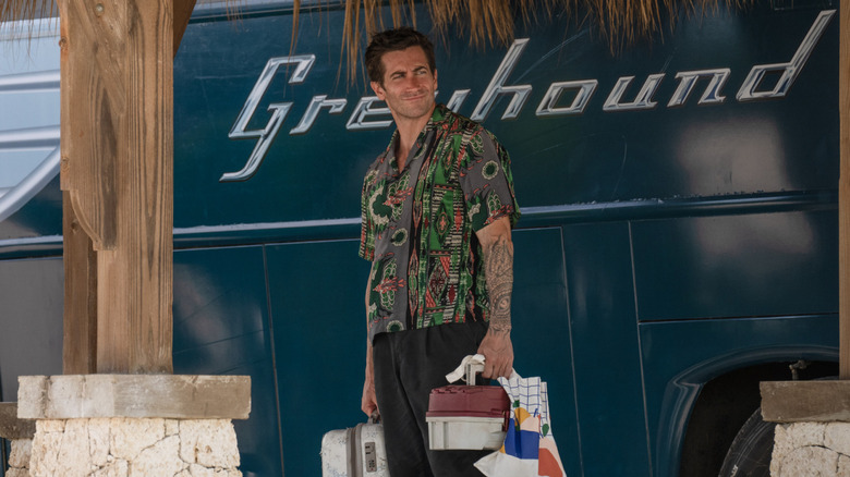 Dalton by Greyhound bus