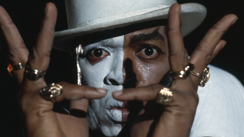 Geoffrey Holder casts spell