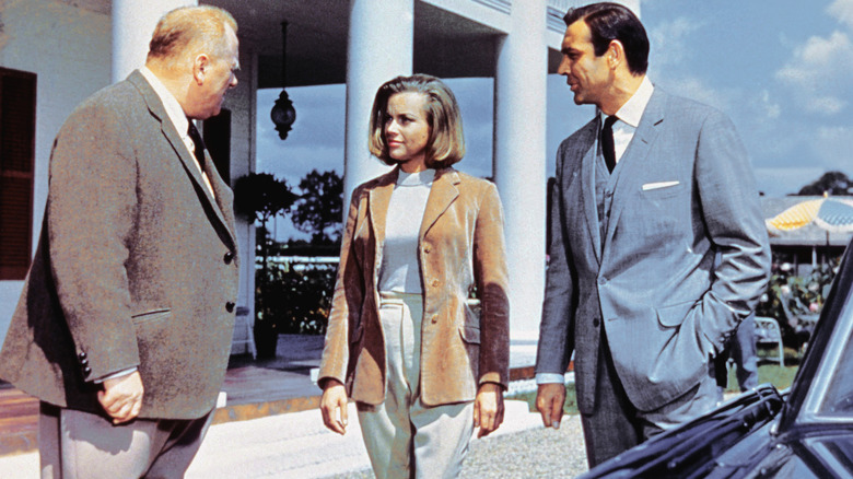 Goldfinger talks to Bond in "Goldfinger" (1964)