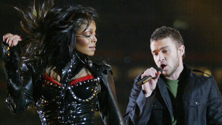 Janet Jackson performing with Justin Timberlake