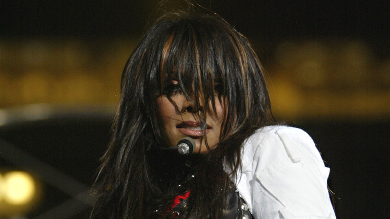 Janet Jackson singing