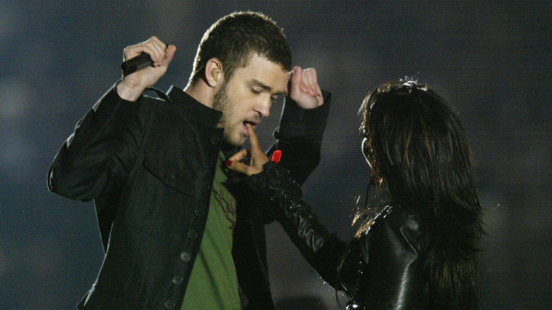 Janet Jackson shushing Justin Timberlake