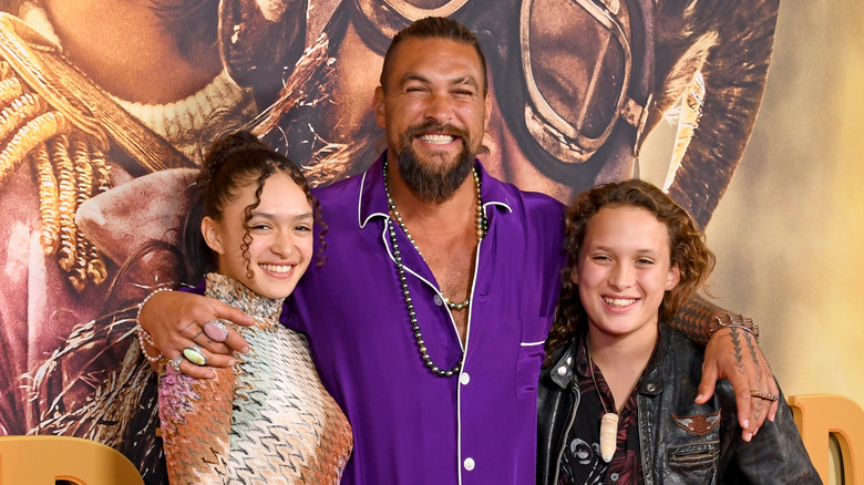 Momoa with kids at Slumberland premiere