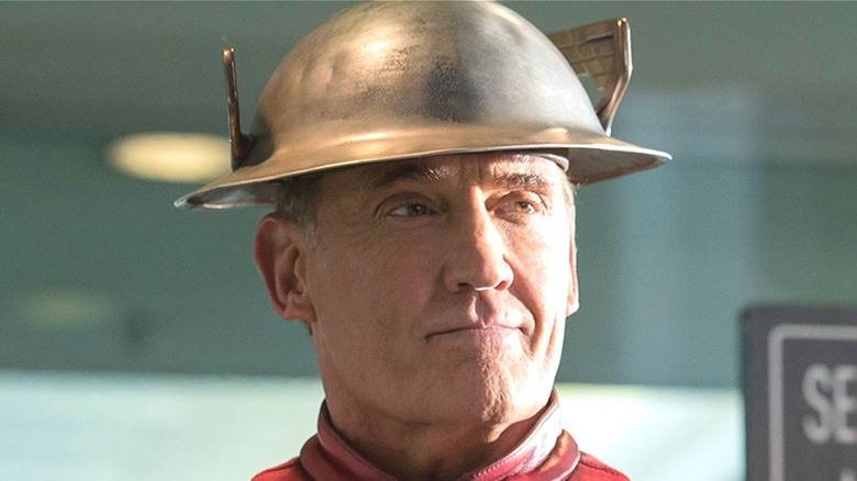 Jay Garrick looking on