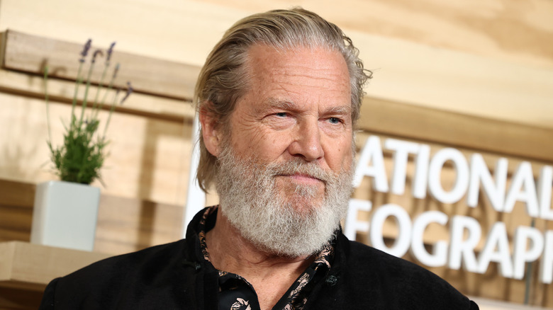 Jeff Bridges smirking