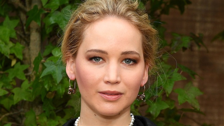 Jennifer Lawrence updo