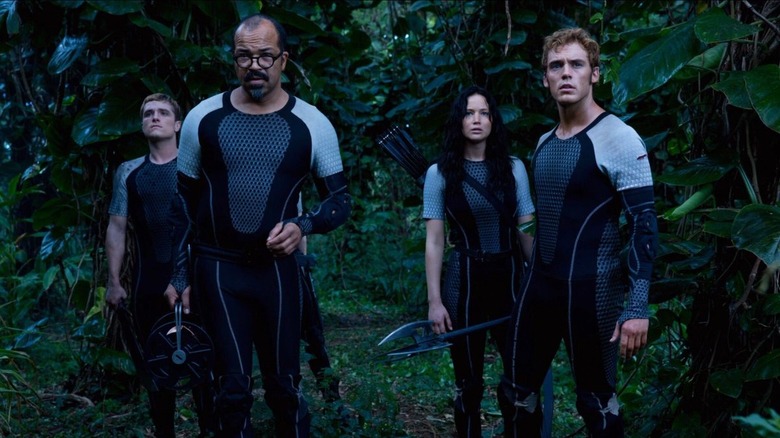 Katniss and tributes compete 