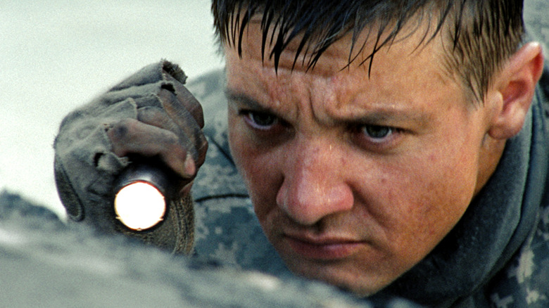 Sgt. William James dismantles a bomb in The Hurt Locker (2008)