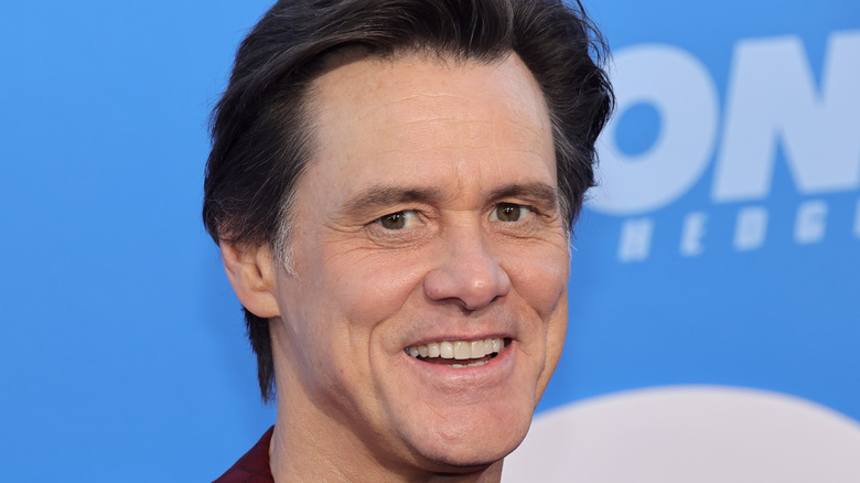 Jim Carrey attends event 