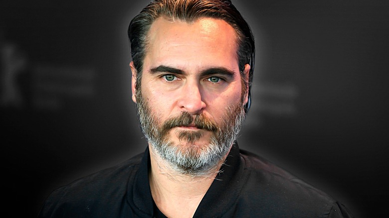 Joaquin Phoenix beard staring ahead