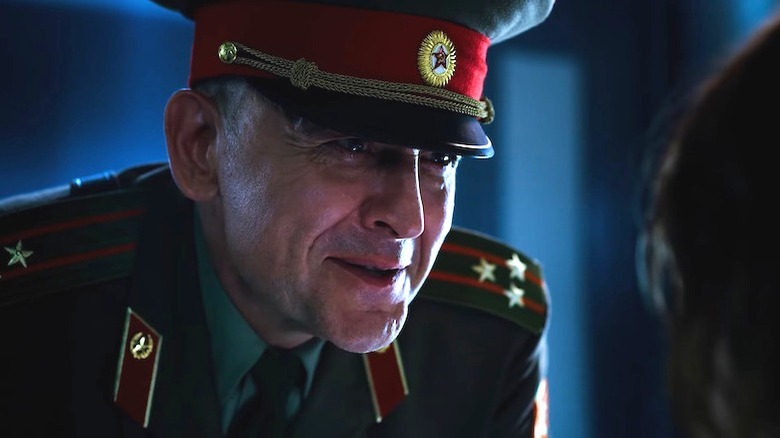 Commander Ozerov talking to Robin on Stranger Things