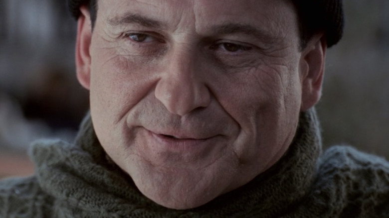 Joe Pesci as Harry in Home Alone 2