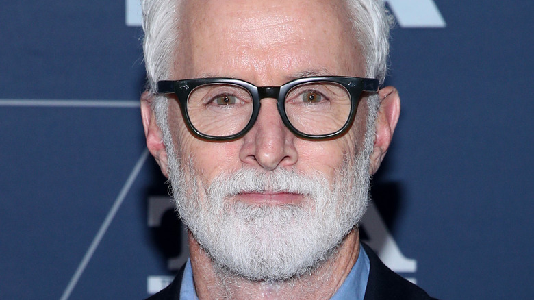 John Slattery posing at event