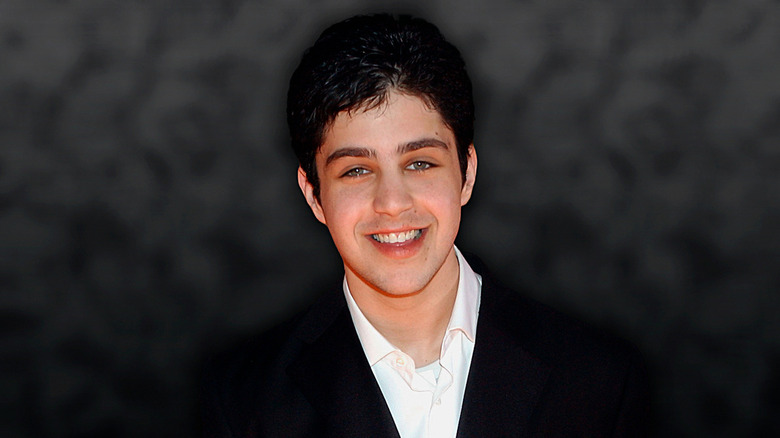 Josh Peck smiling