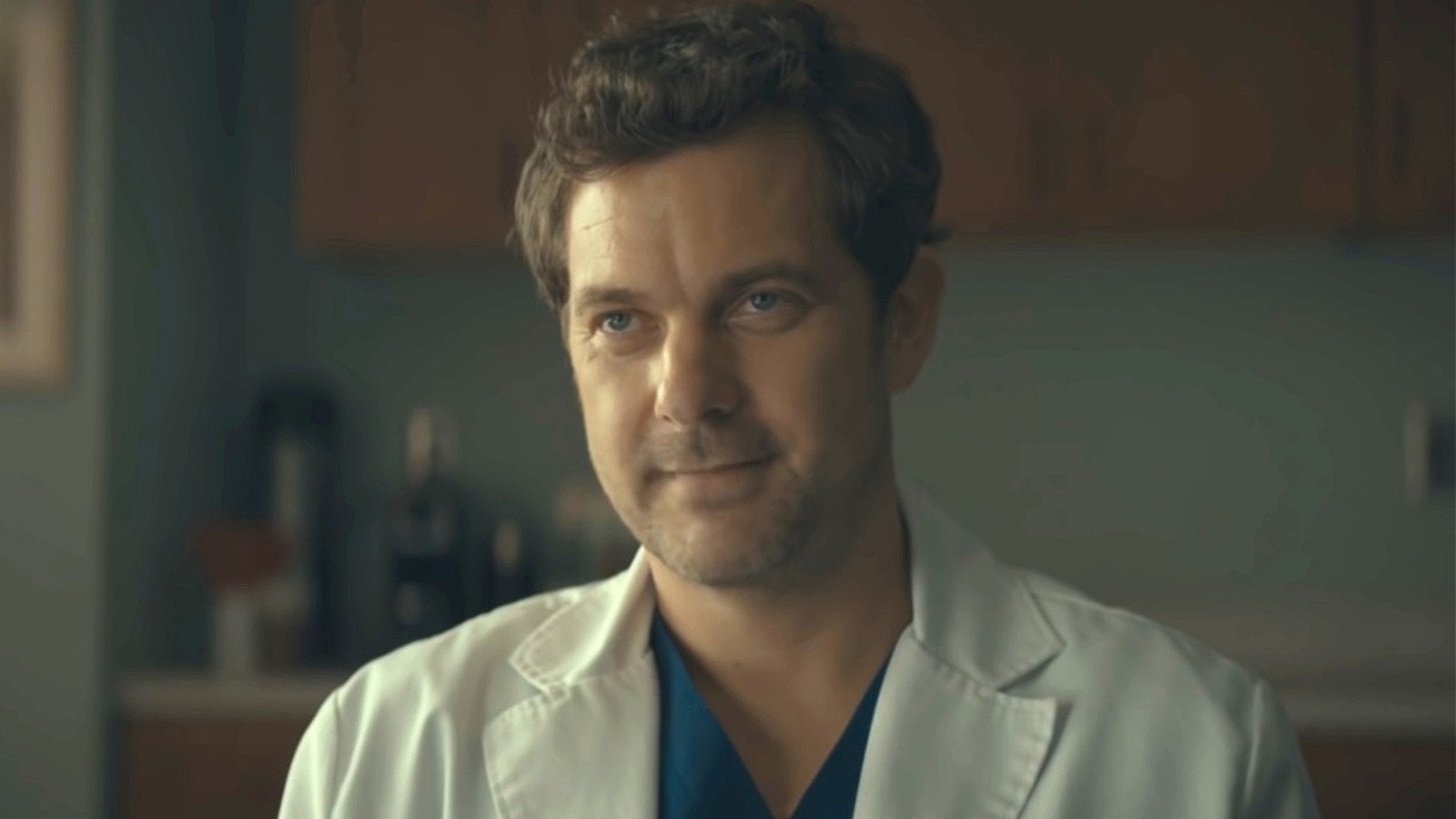 Joshua Jackson Blew A Disc In His Spine From Dr. Death Stress – Looper