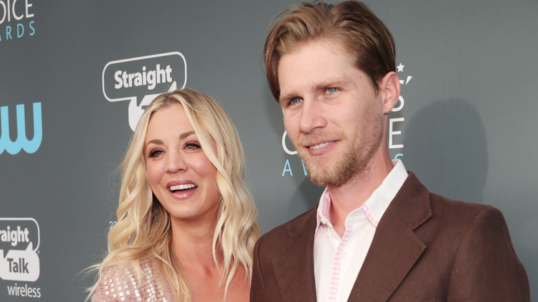 Kaley Cuoco and Ryan Sweeting attend The 23rd Annual Critics' Choice Awards at Barker Hangar on January 11, 2018