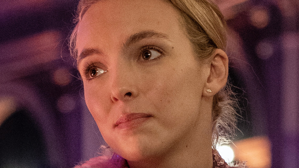 Villanelle in purple light