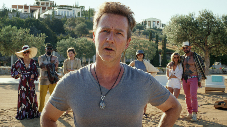 Edward Norton wearing a necklace