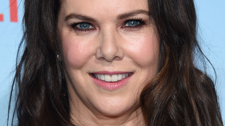 Lauren Graham smiling 