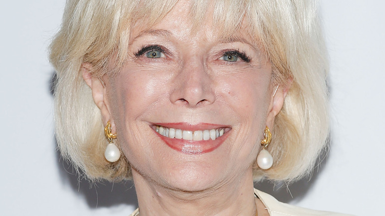 Lesley Stahl smiling 