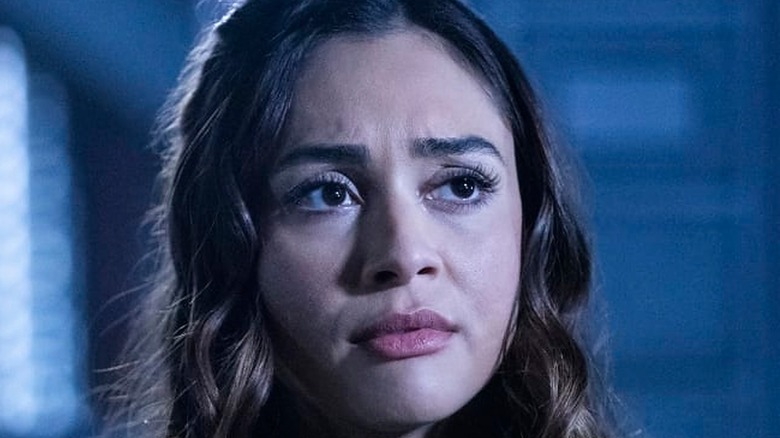 Lindsey Morgan Raven sad