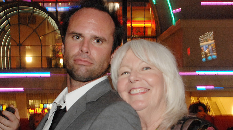 Goggins and mother Julie party