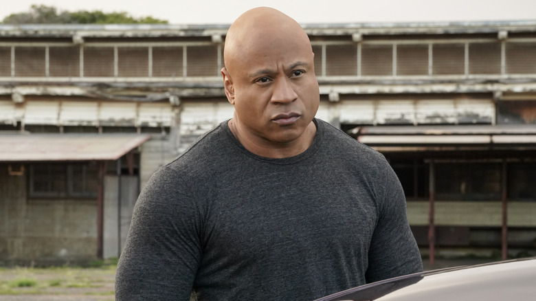 Sam Hanna annoyed