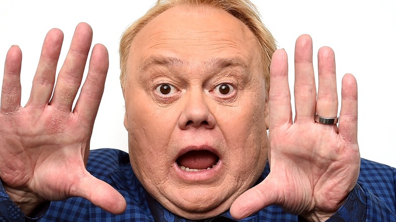 Louie Anderson wide-eyed