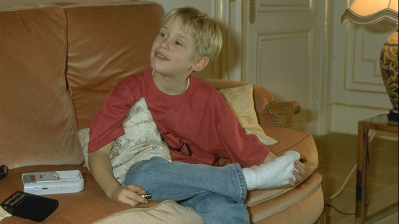Macaulay Culkin smiling