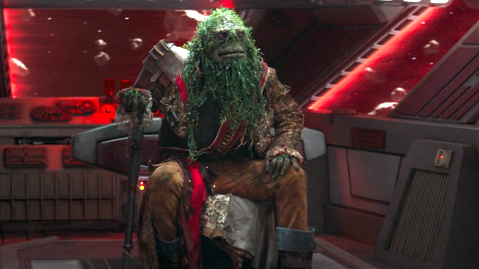 Mandalorian S3 Premiere Fans Already Love Space Pirate King Gorian Shard