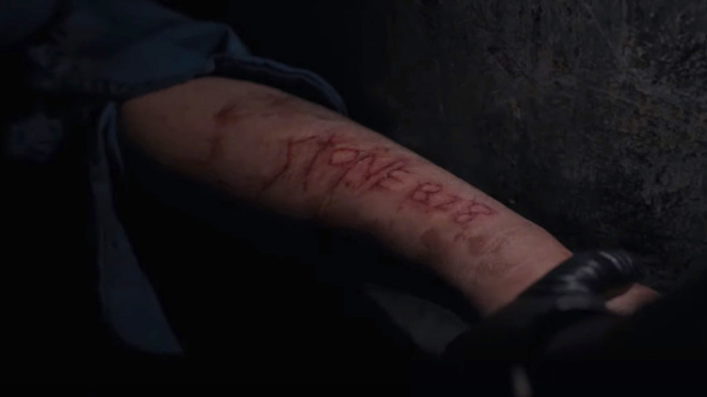 The mysterious Manifest arm 