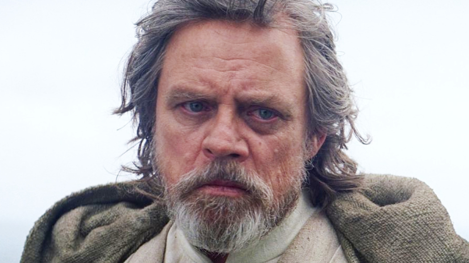 Mark Hamill Reacts to New Luke Skywalker Actor Casting