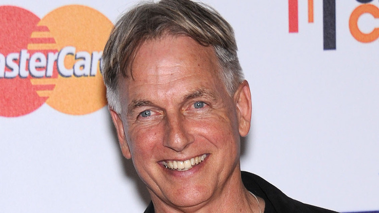 Mark Harmon smile MasterCard stand up to cancer red carpet