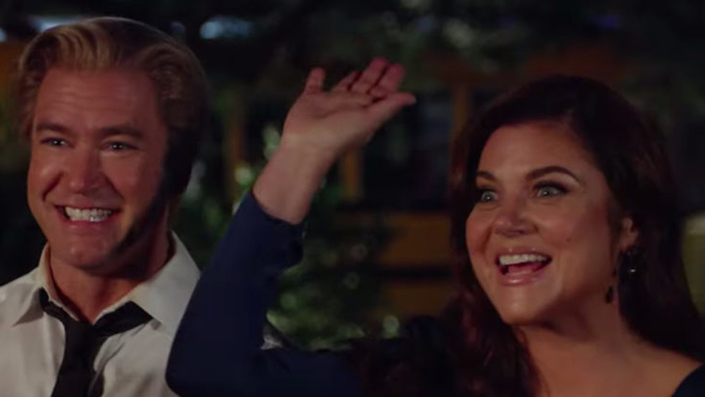 Zack and Kelly Morris smiling on Saved by the Bell 2020