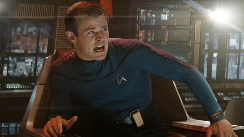 George Kirk frantic on the bridge of the USS Kelvin in Star Trek (2009)