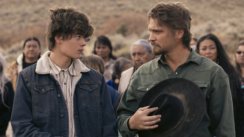 Tate and Kayce talking in "Marshals" (2026)