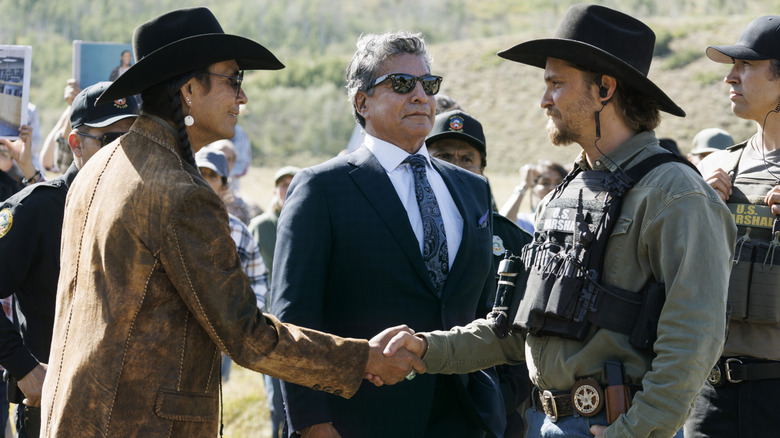 Thomas Rainwater, Mo and Kayce Dutton meet in "Marshals" (2026)