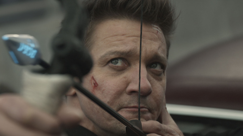 Hawkeye loading trick arrow