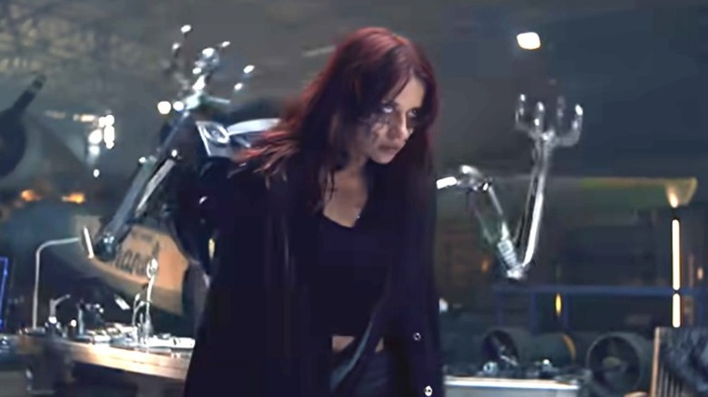 Lisa Molinari with mechanical arms on "VisionQuest" (2026)