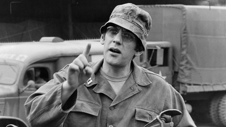 Hawkeye Pierce pointing in "M*A*S*H" (1970)