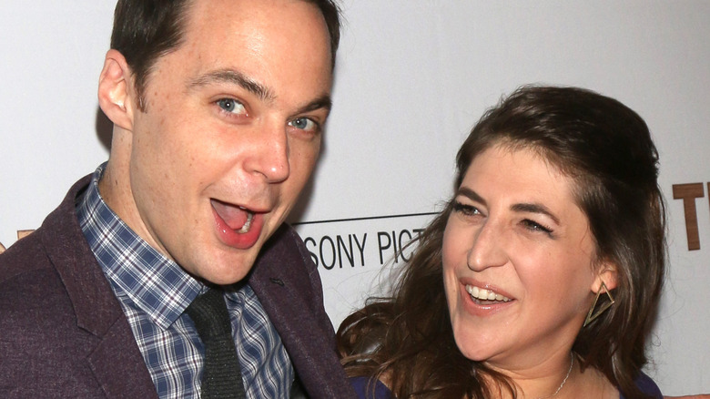 Jim Parsons and Mayim Bialik