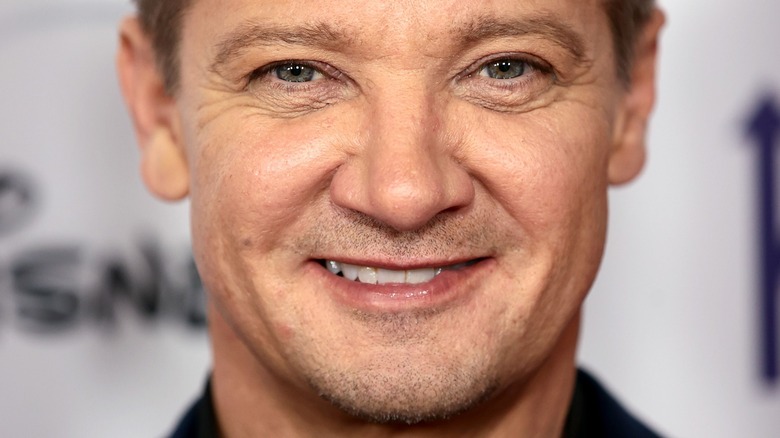 Jeremy Renner close up