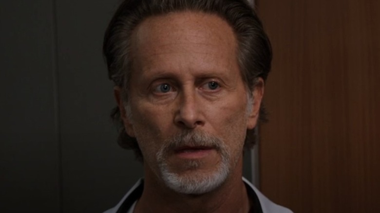 Steven Weber headshot