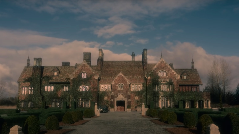 The Fall Of The House Of Usher Netflix