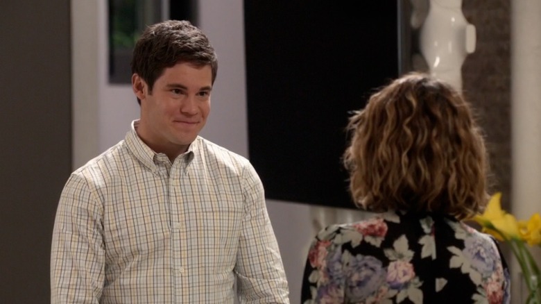 Sarah Hyland as Haley Dunphy and Adam DeVine as Andy Bailey in Modern Family