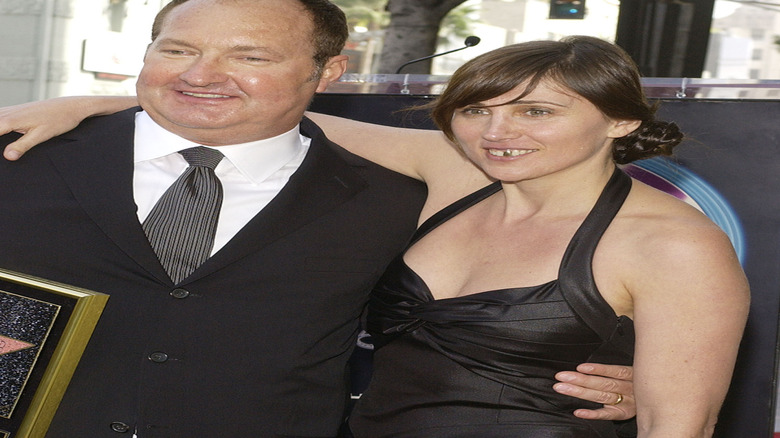 Randy and Evi Quaid pose for the camera