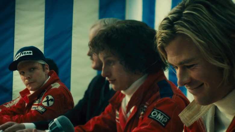Lauda and Hunt in press conference in Rush (2013)